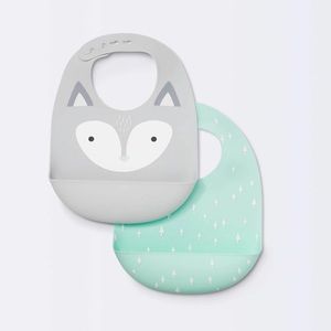 Silicone Bibs With Decal - Cloud Island Gray Fox Green Arrows